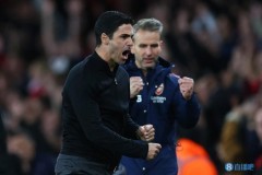 多纳鲁马加盟曼联：门神转会助球队崛起